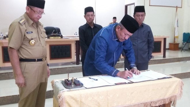 Persetujuan DPRD terhadap KUA PPAS APBD 2018, beberapa waktu yang lalu